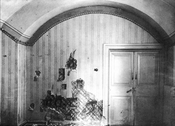 60. Комната убийства Восточная стена. 1919.jpg